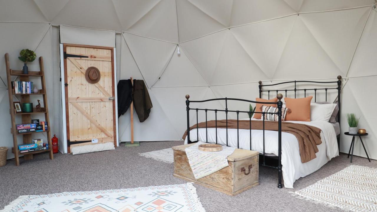 Hotel Luxury Dome With Private Wood-Fired Hot Tub à Oxford Extérieur photo