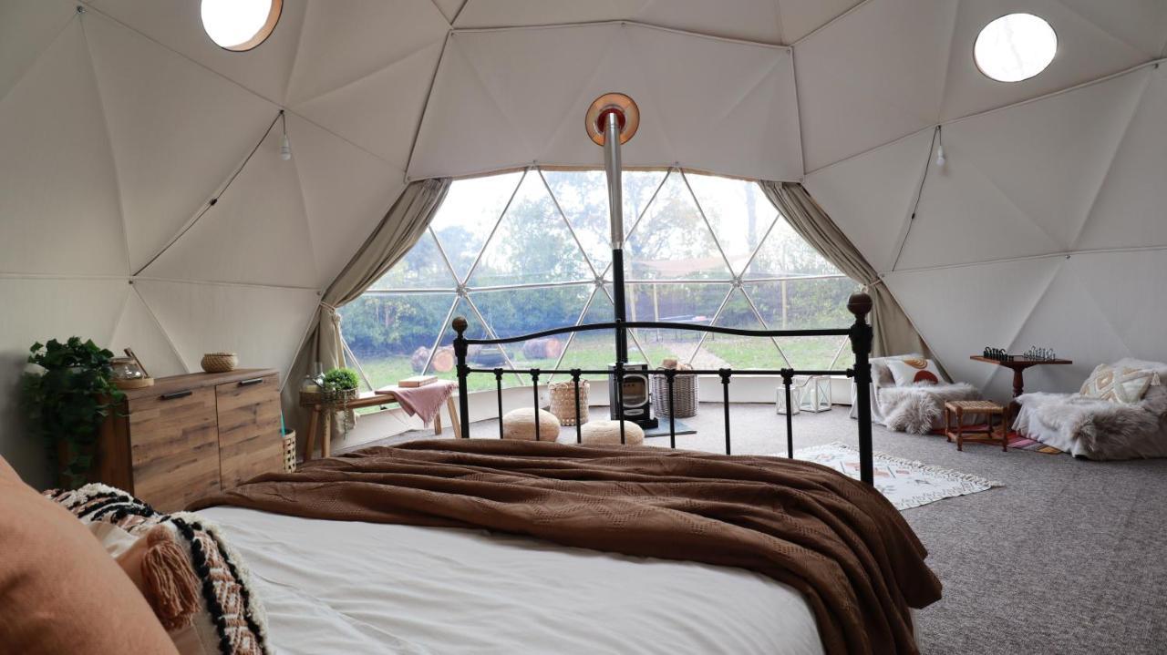 Hotel Luxury Dome With Private Wood-Fired Hot Tub à Oxford Extérieur photo