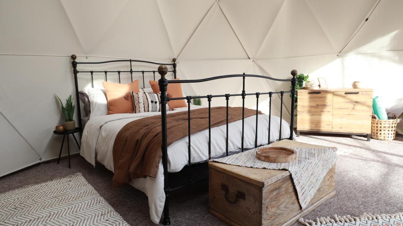 Hotel Luxury Dome With Private Wood-Fired Hot Tub à Oxford Extérieur photo